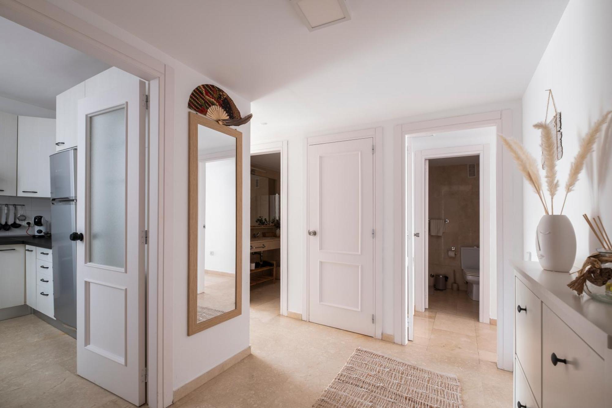Aquamarine Apartment In Marina Сотогранде Екстериор снимка
